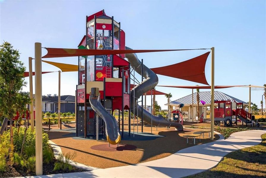 Community amenities in , Port Charlotte (Image 44).