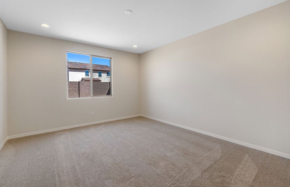 Spacious, unfurnished interior of a new home in El Rancho Santa Rosa, Maricopa (Image 22).