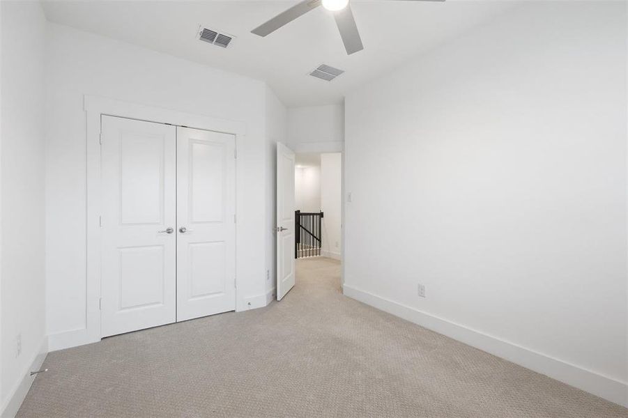 Spacious, unfurnished interior of a new home in , Arlington (Image 33).