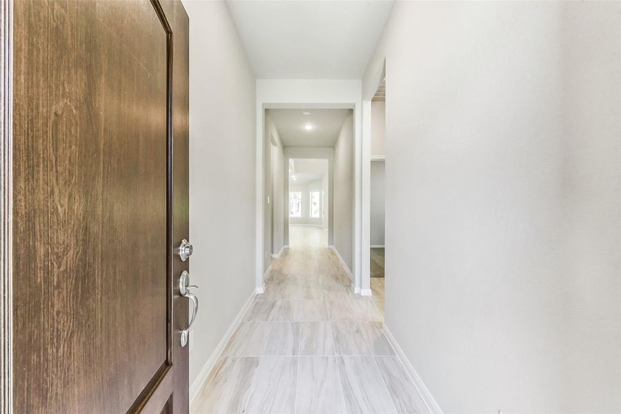 Spacious, unfurnished interior of a new home in Encino Estates, Dayton (Image 12). Spacious, unfurnished interior of a new home in Encino Estates, Dayton (Image 12).
