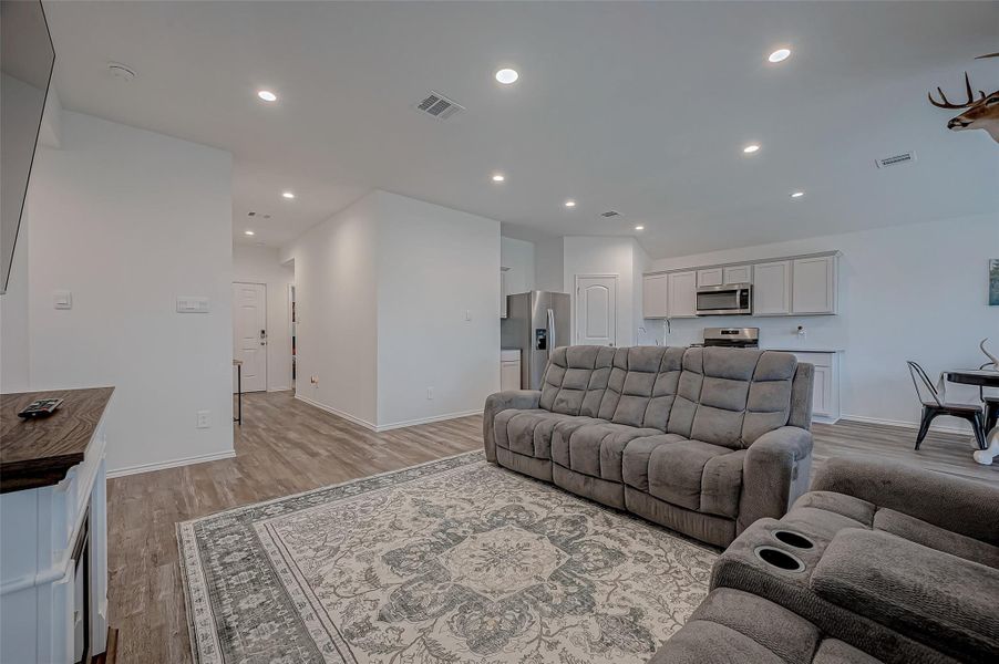 Furnished interior view inside a new home in Mill Creek, Magnolia (Image 30).