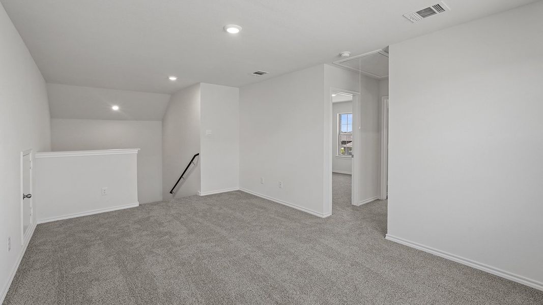 Spacious, unfurnished interior of a new home in Bluff Springs, Ferris (Image 21). Spacious, unfurnished interior of a new home in Bluff Springs, Ferris (Image 21).