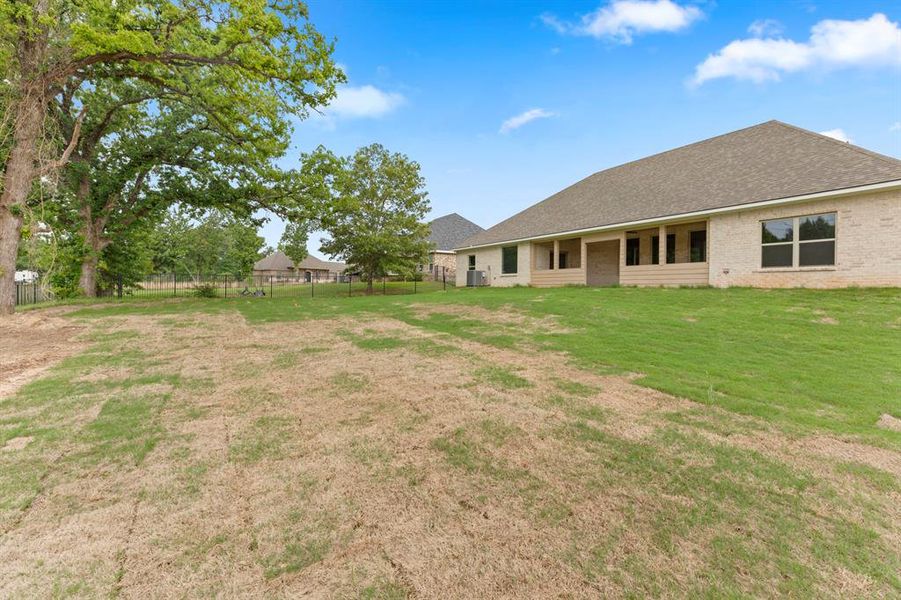 Exterior details and patio area of a home in , Lindale (Image 4).