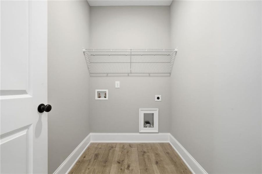 Spacious, unfurnished interior of a new home in , Calhoun (Image 14).