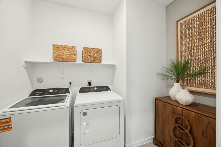 Representative interior finishes for a home built from the Eastgate by Centex in Windcress, Cove (Image 20). Representative interior finishes for a home built from the Eastgate by Centex in Windcress, Cove (Image 20).