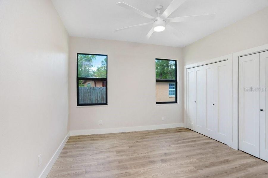 Spacious, unfurnished interior of a new home in , Tampa (Image 15).