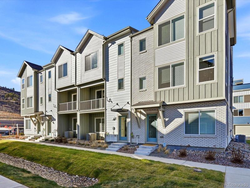 Image 35 of a home in Three Hills.