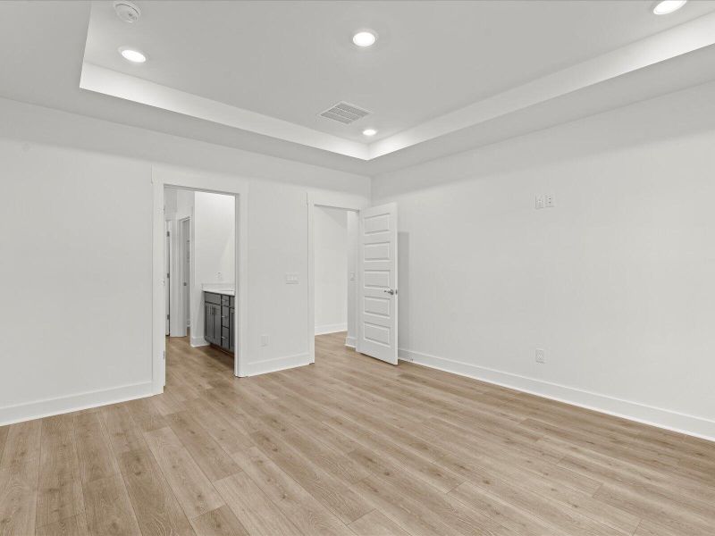 Spacious, unfurnished interior of a new home in , Summerville (Image 13). Spacious, unfurnished interior of a new home in , Summerville (Image 13).
