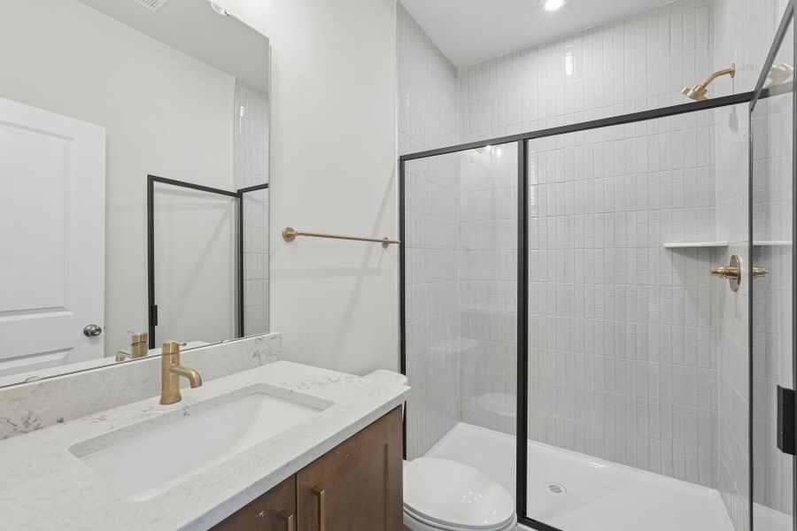 Image 24 representing the Kinston by Tri Pointe Homes in Elm Park, Raleigh, NC.