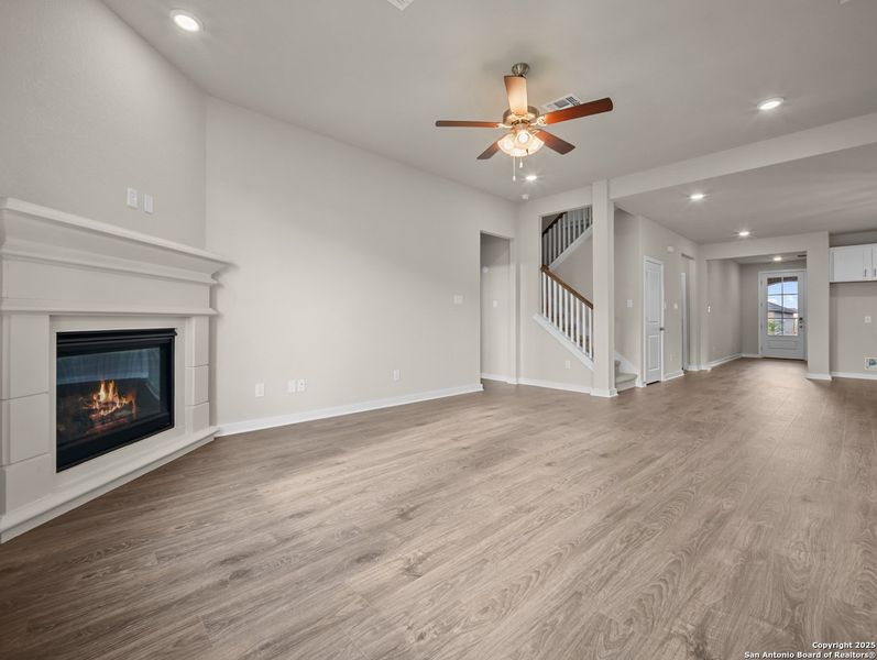 Spacious, unfurnished interior of a new home in Morgan Meadows, San Antonio (Image 18).