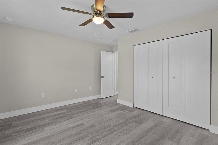 Spacious, unfurnished interior of a new home in , Ocklawaha (Image 15).