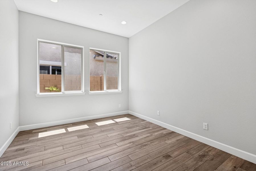 Homesite56-010 Homesite56-010