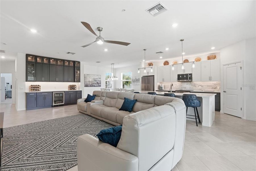 Furnished interior view inside a new home in , Punta Gorda (Image 5). Furnished interior view inside a new home in , Punta Gorda (Image 5).