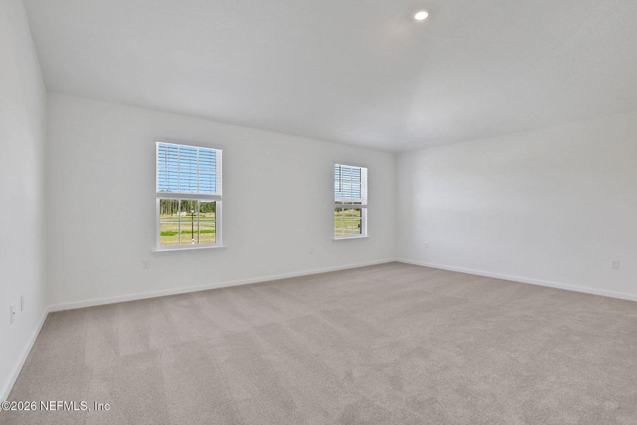Spacious, unfurnished interior of a new home in Amberly, Green Cove Springs (Image 41).