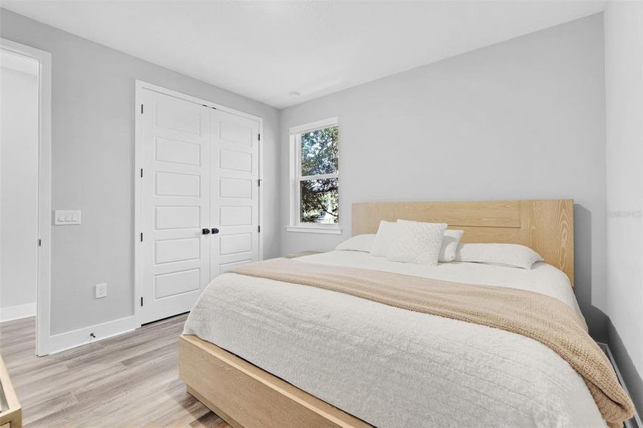 Furnished interior view inside a new home in , Orlando (Image 33).