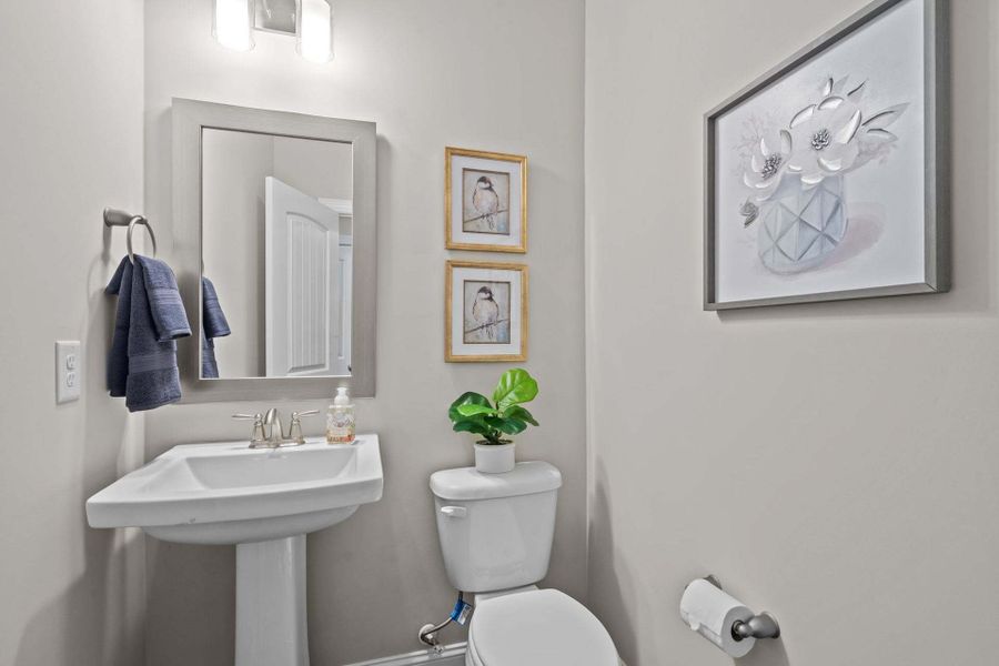 Representative furnished interior of a home built from the Rivermist by Caviness & Cates Communities in Maggie Way, Wendell (Image 278).