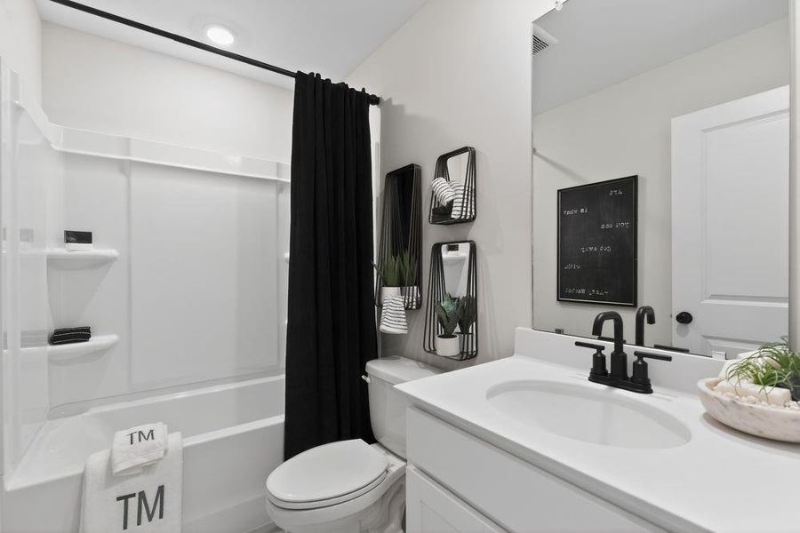 Furnished interior view inside a new home in Dreycott, Lawrenceville (Image 8).