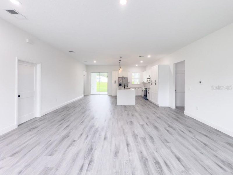 Image 43 of a home in .