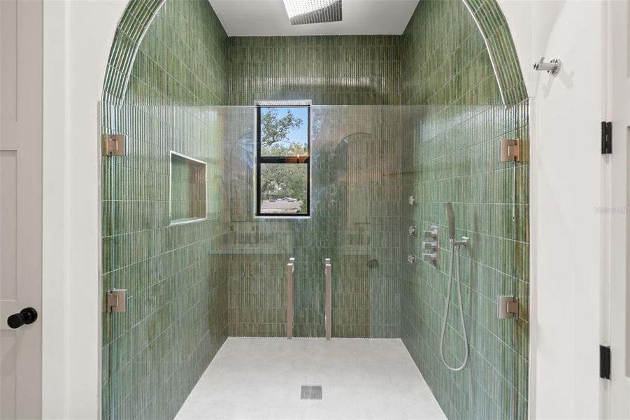 Image 60 of a home in .
