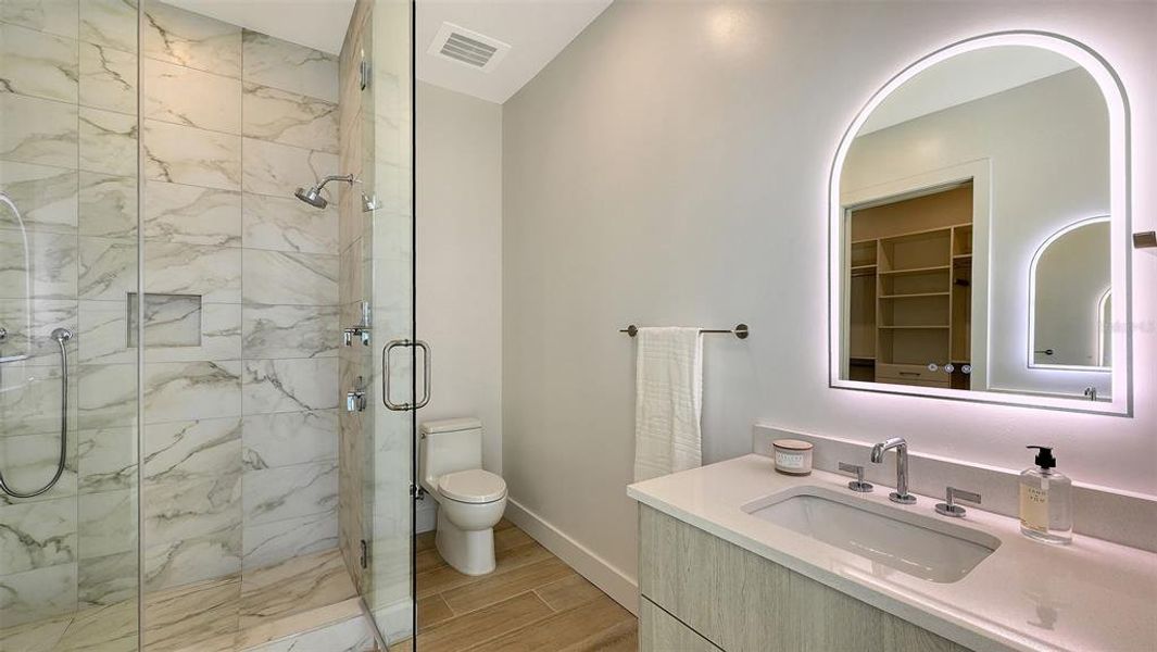 Furnished interior view inside a new home in , Sarasota (Image 15).