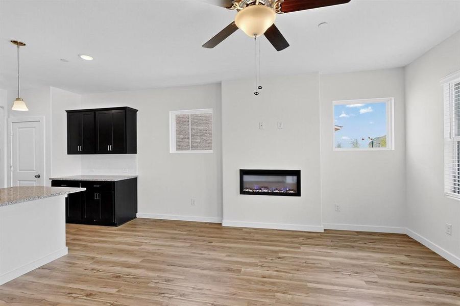 Spacious, unfurnished interior of a new home in Solterra Texas, Mesquite (Image 32).