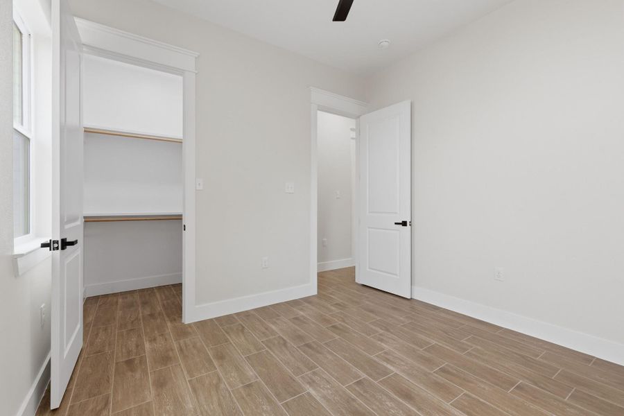 Spacious, unfurnished interior of a new home in , Dayton (Image 29).