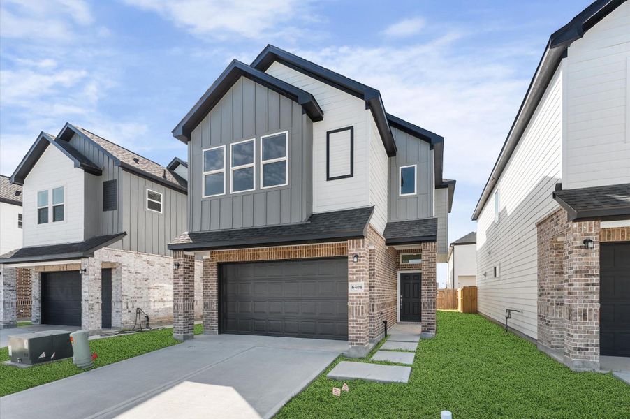 Photos are from another home completed with the same floor plan Photos are from another home completed with the same floor plan