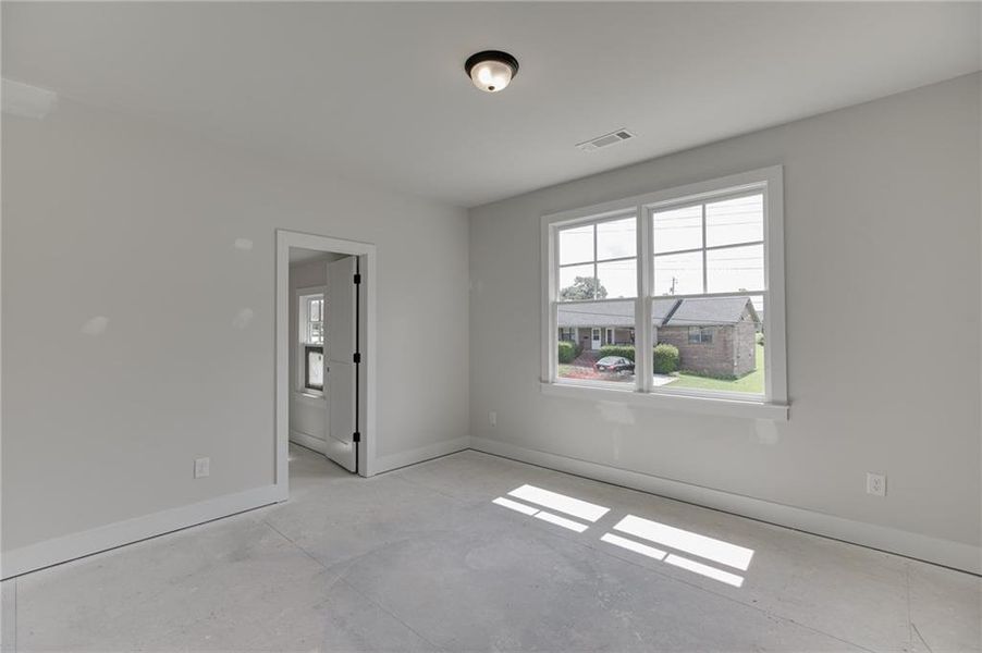 Spacious, unfurnished interior of a new home in , Buford (Image 21).