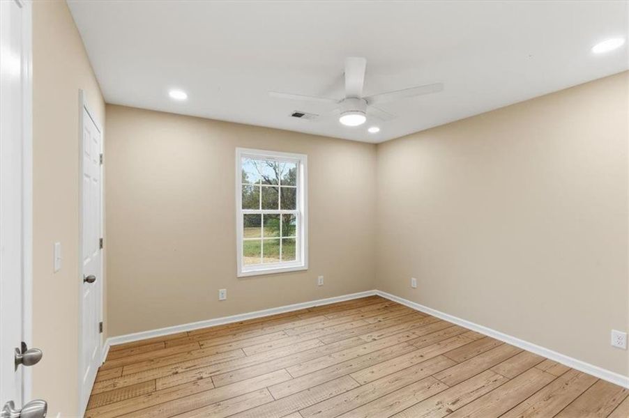 Spacious, unfurnished interior of a new home in , Taylorsville (Image 21).