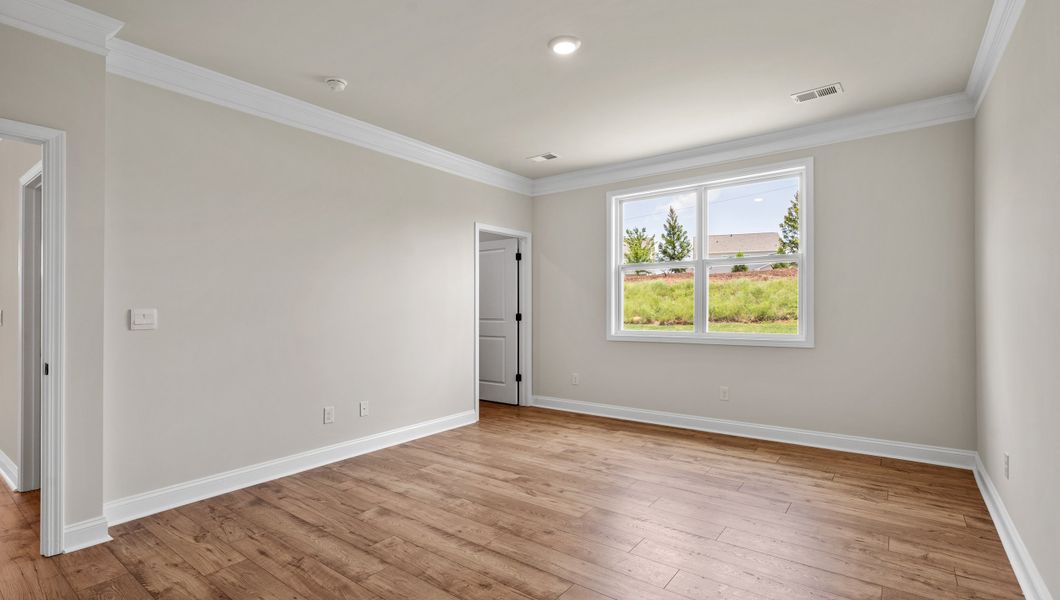 Representative unfurnished interior of a home built from the Clifton by D.R. Horton in The Villas at Pine Valley, Boiling Springs (Image 22).