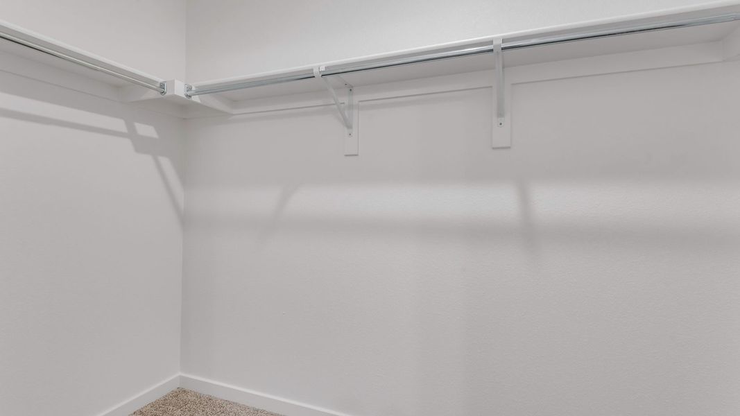 Spacious, unfurnished interior of a new home in Ellston Park, Colorado Springs (Image 20).