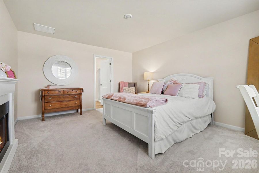 Furnished interior view inside a new home in Walkers Mill, Edgemoor (Image 18).