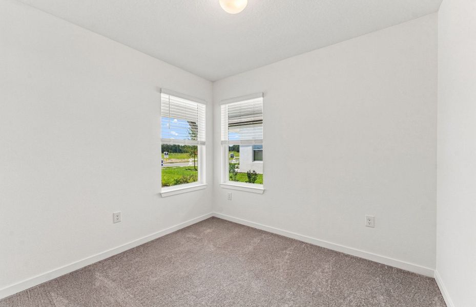 Spacious, unfurnished interior of a new home in Twisted Oaks, Wildwood (Image 15).