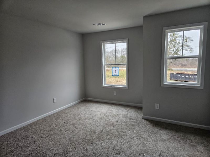 Spacious, unfurnished interior of a new home in , Commerce (Image 10).