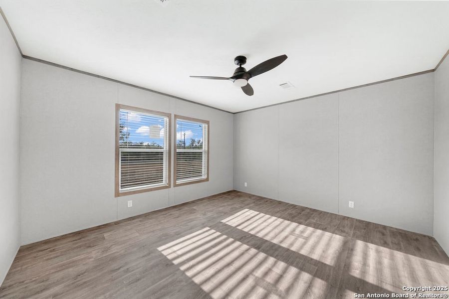 Spacious, unfurnished interior of a new home in , Moore (Image 13).