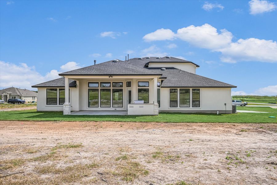 Representative exterior details of a home built from the Vanderpool II by Giddens Homes in Whispering Wind, Bertram (Image 39).