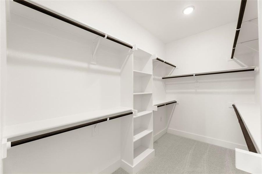 21. 1145 Chickadee - Closet 21. 1145 Chickadee - Closet