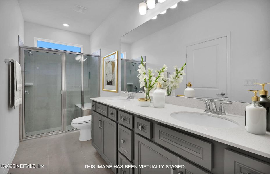 Furnished interior view inside a new home in Murray Farms, Middleburg (Image 13).