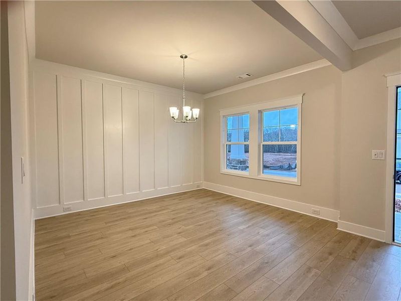 Spacious, unfurnished interior of a new home in Ponderosa Farms Manor, Gainesville (Image 20).