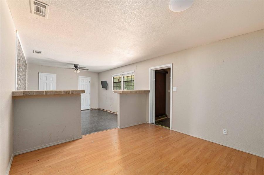 Spacious, unfurnished interior of a new home in , Brownwood (Image 29). Spacious, unfurnished interior of a new home in , Brownwood (Image 29).