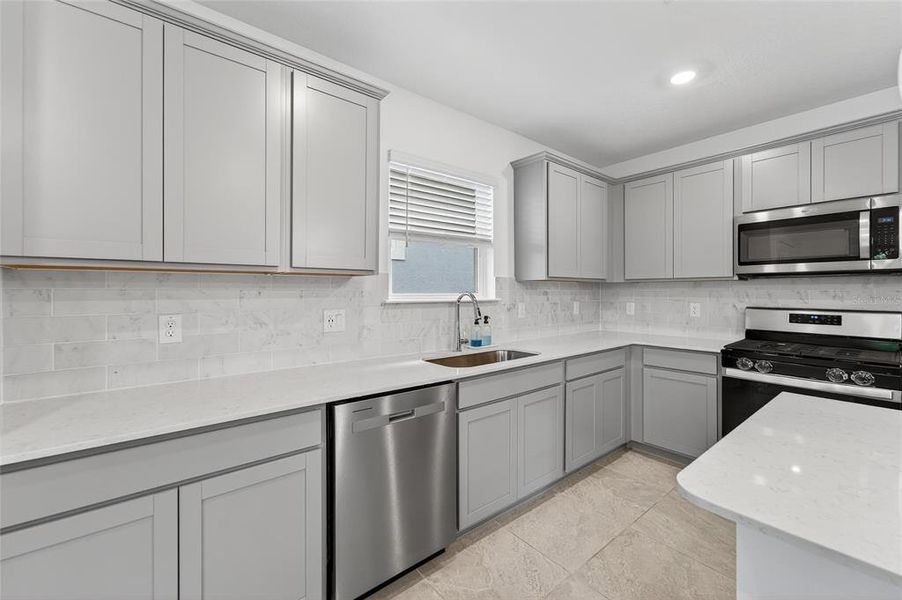 Furnished interior view inside a new home in Waterset, Apollo Beach (Image 27).