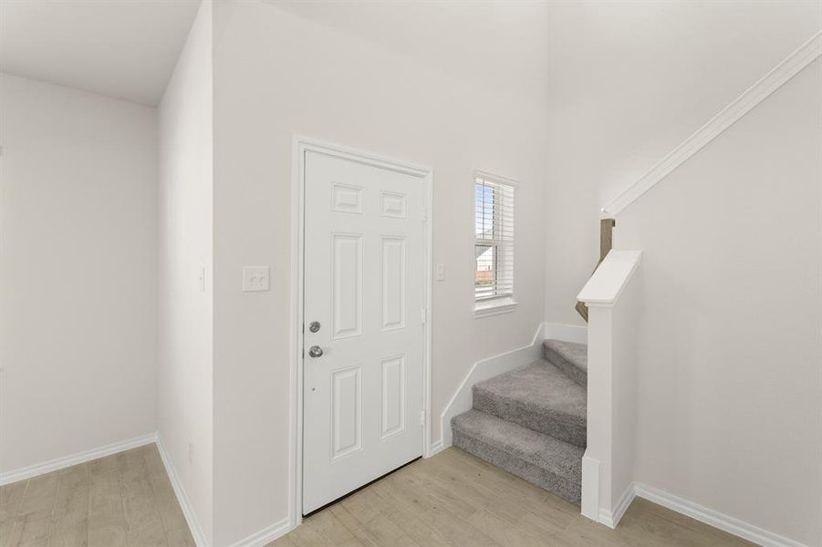 03. 3723 Jade - Entry