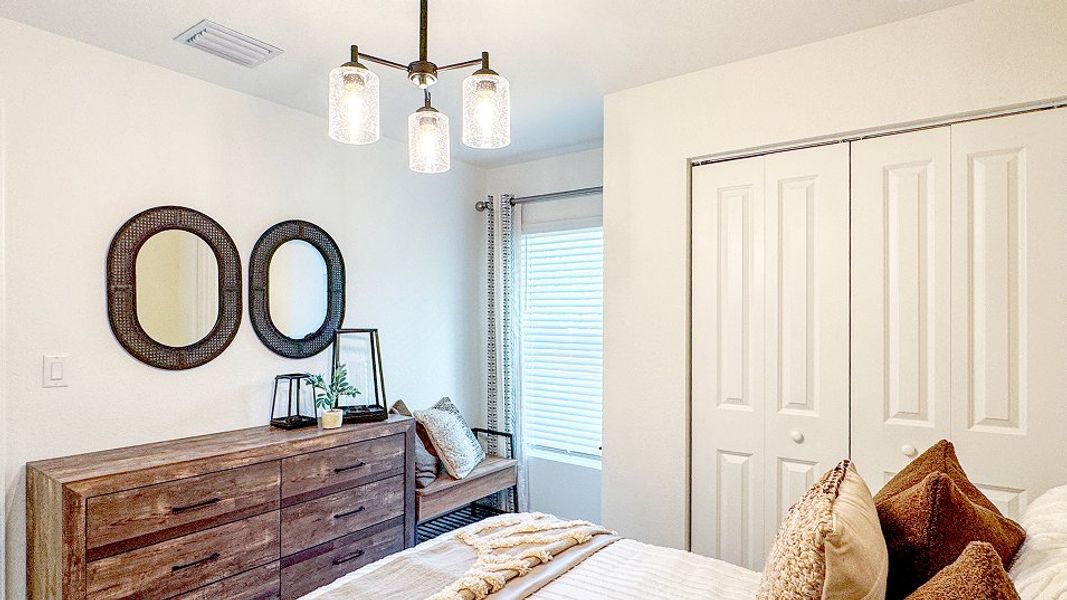 Florida Core L007 Delano Bed2 3of3 F1 Base2 10 31 25