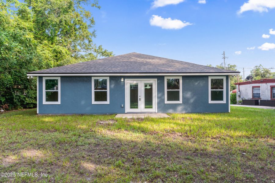 Exterior details and patio area of a home in , Jacksonville (Image 3). Exterior details and patio area of a home in , Jacksonville (Image 3).