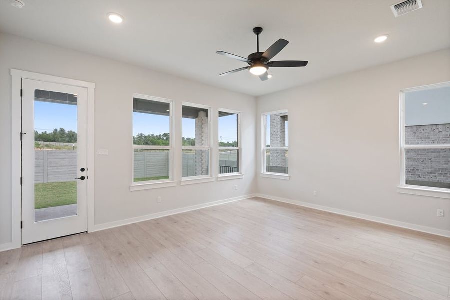 Spacious, unfurnished interior of a new home in Arbor Collection At Wolf Ranch, Georgetown (Image 33).