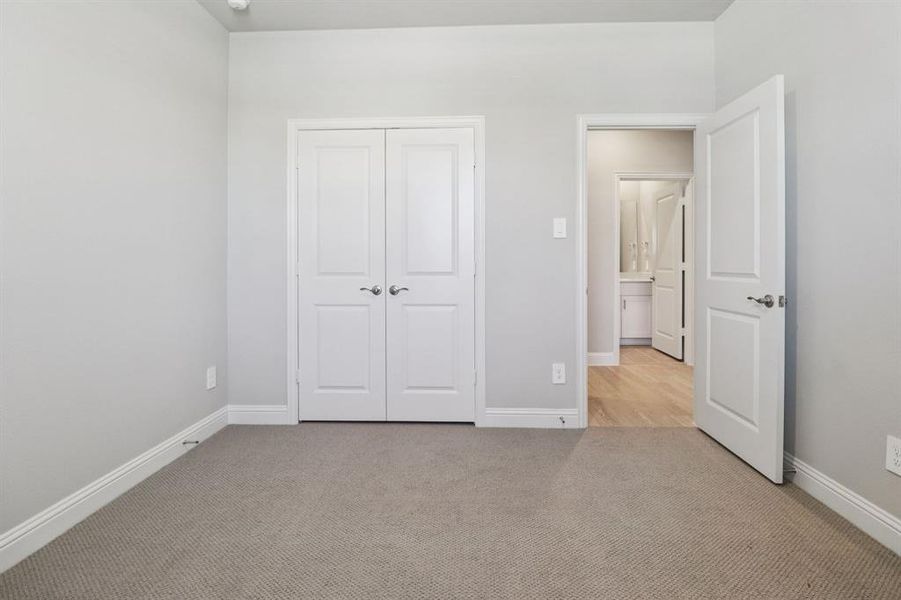 Photo is not of the actual home, but is an inspirational photo of builder’s model home and may depict options, furnishings, and/or decorator features that are not included.