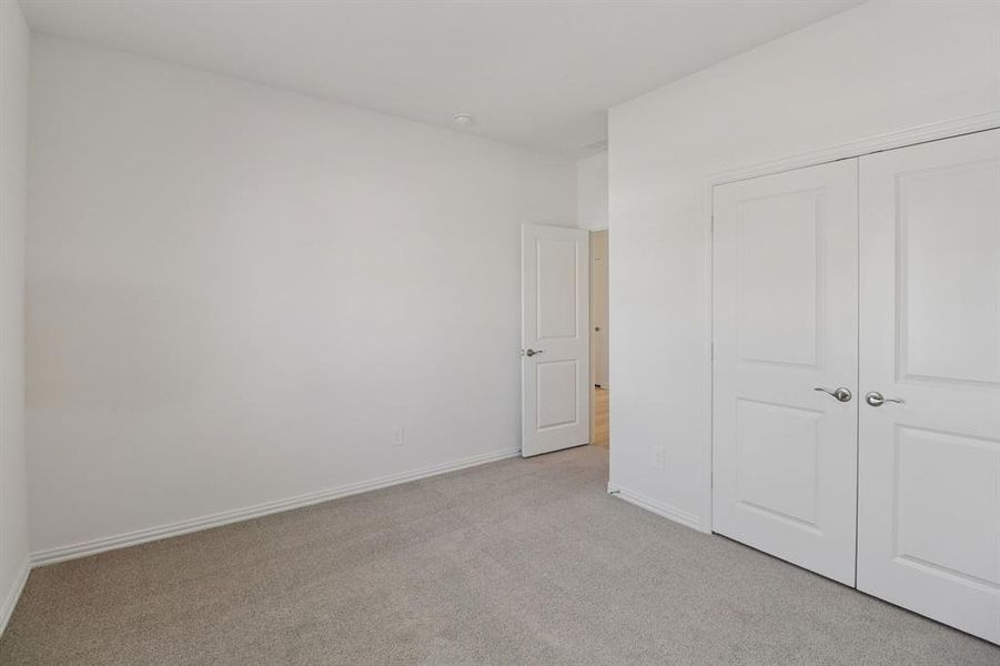 Spacious, unfurnished interior of a new home in Southridge - Signature Series, Princeton (Image 23). Spacious, unfurnished interior of a new home in Southridge - Signature Series, Princeton (Image 23).