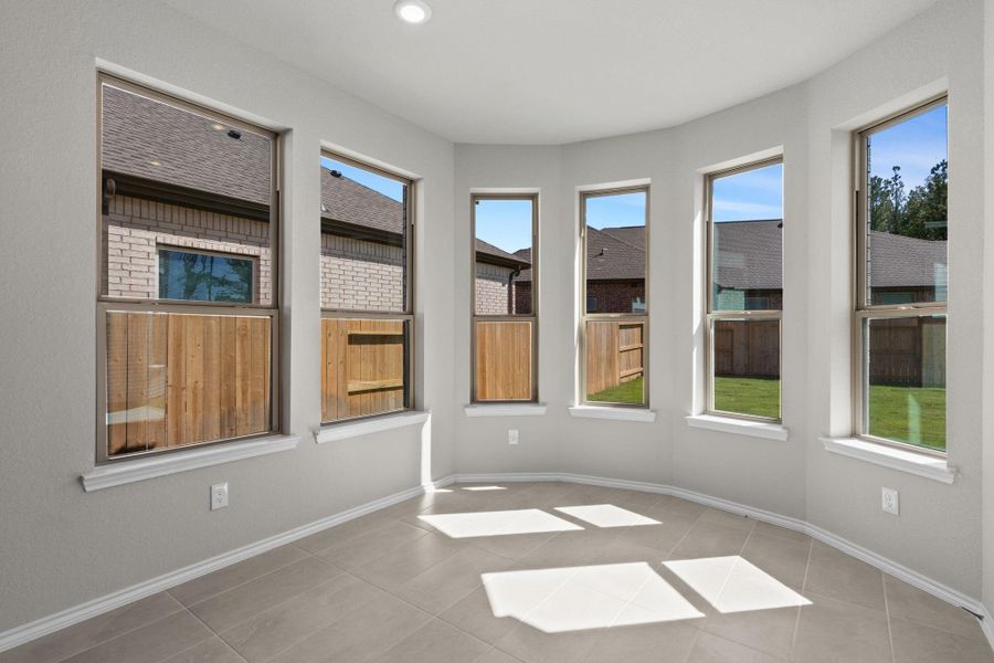 Spacious, unfurnished interior of a new home in The Trails, New Caney (Image 20).