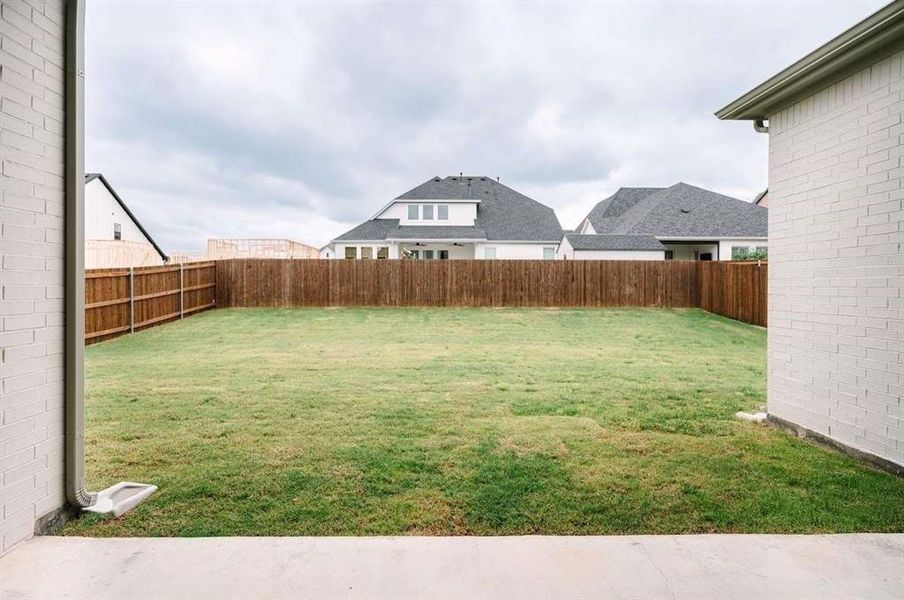 Exterior details and patio area of a home in , Aledo (Image 3).