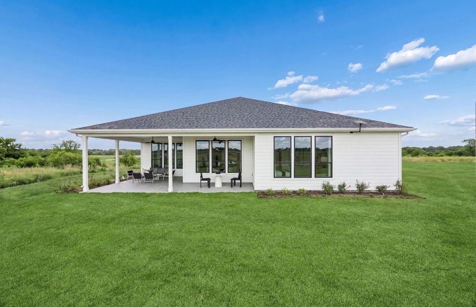 Representative exterior details of a home built from the Renown by Del Webb in Del Webb Sugar Land at Ryehill, Rosenberg (Image 3).